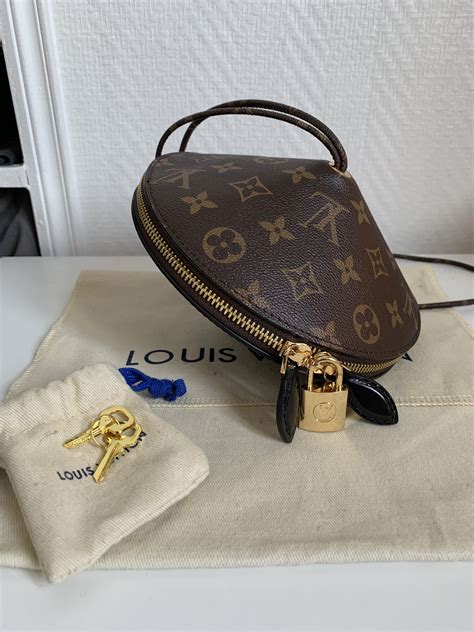 louis vuitton toupie bag price